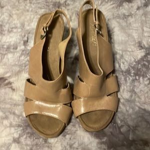 Aerosole wedge sandals size US 8